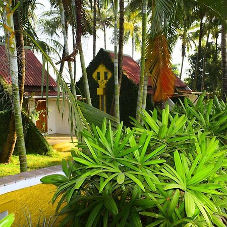 Anandvan Holiday Homes, Wai Bagian luar foto