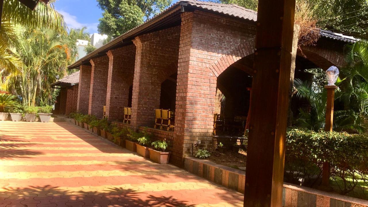 Anandvan Holiday Homes, Wai Bagian luar foto