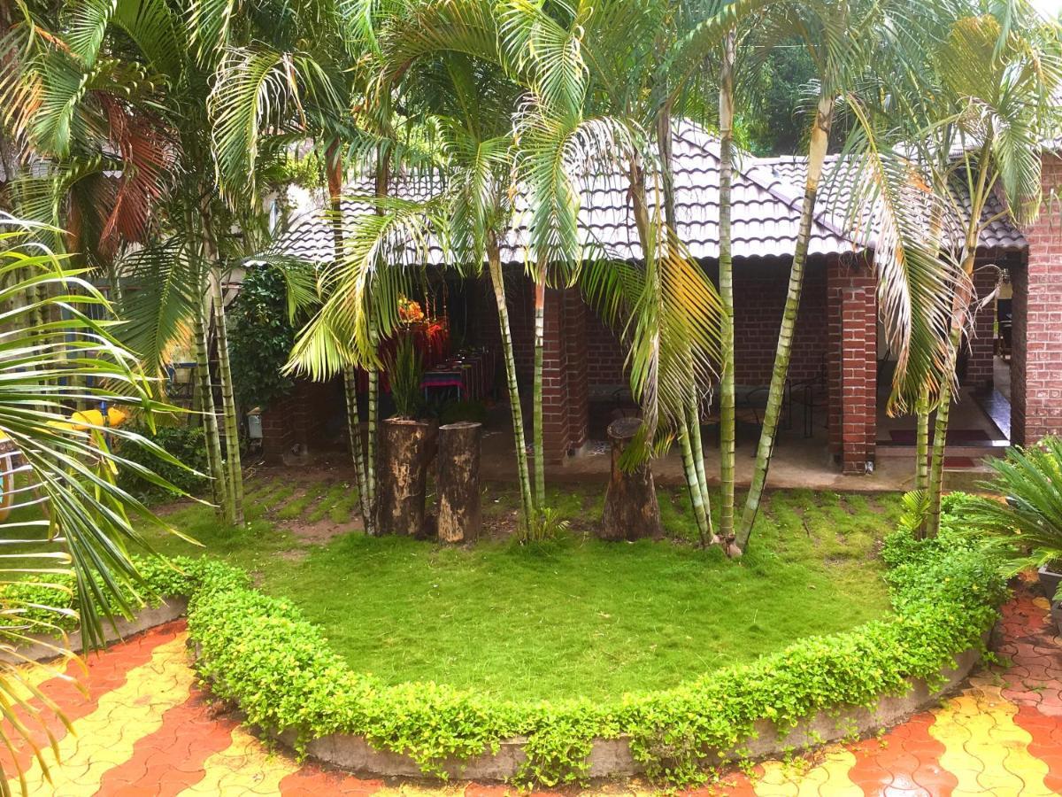 Anandvan Holiday Homes, Wai Bagian luar foto
