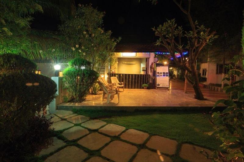 Anandvan Holiday Homes, Wai Bagian luar foto