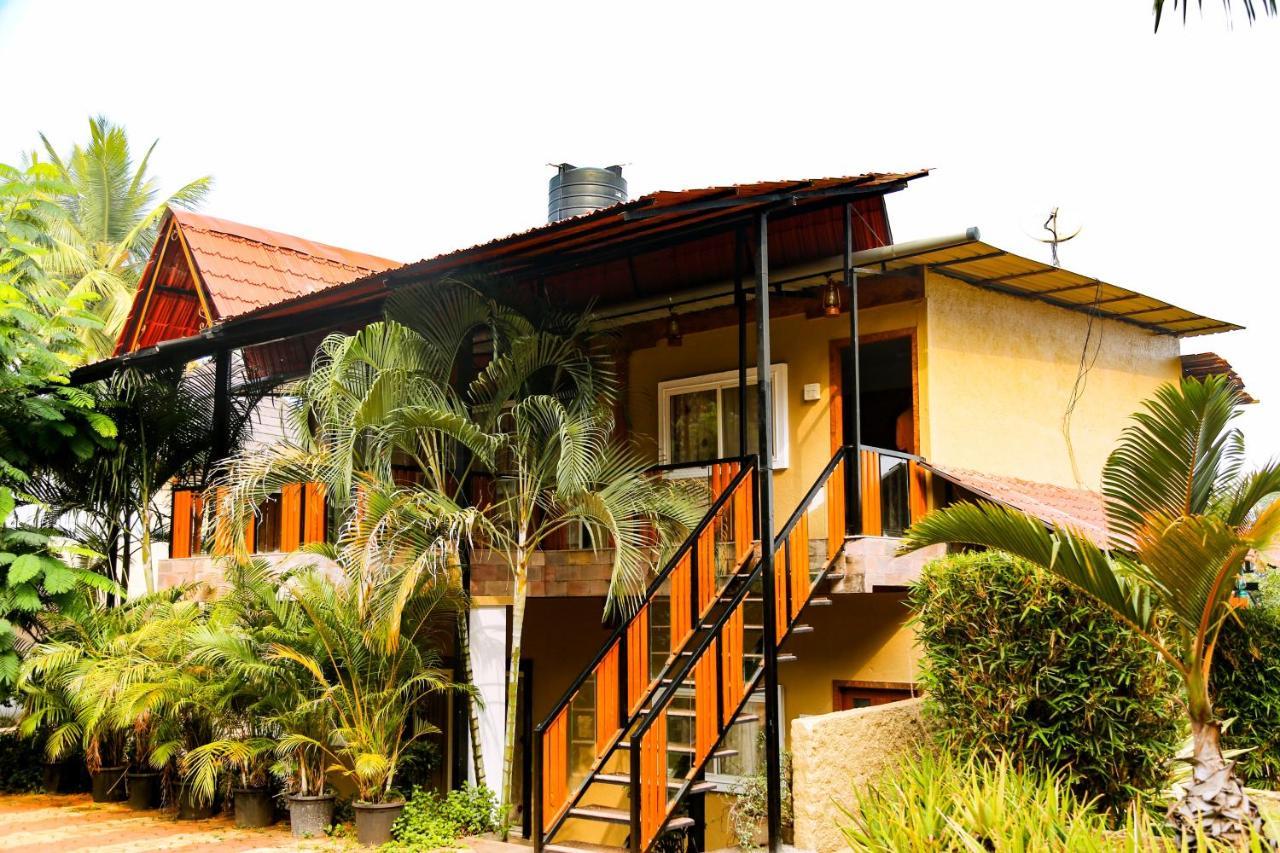 Anandvan Holiday Homes, Wai Bagian luar foto